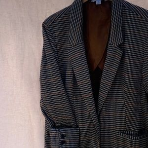 Old Navy XL black, and brown plaid blazer
